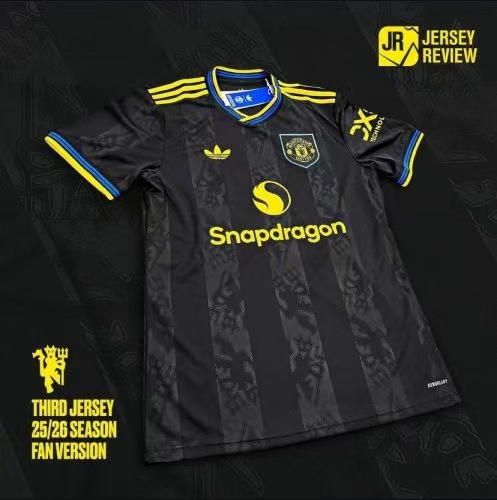 maillot manchester united noir pro 2526