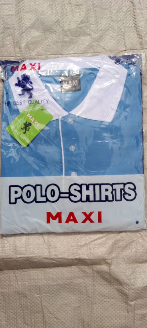 polo maxi bleu ciel col blanc