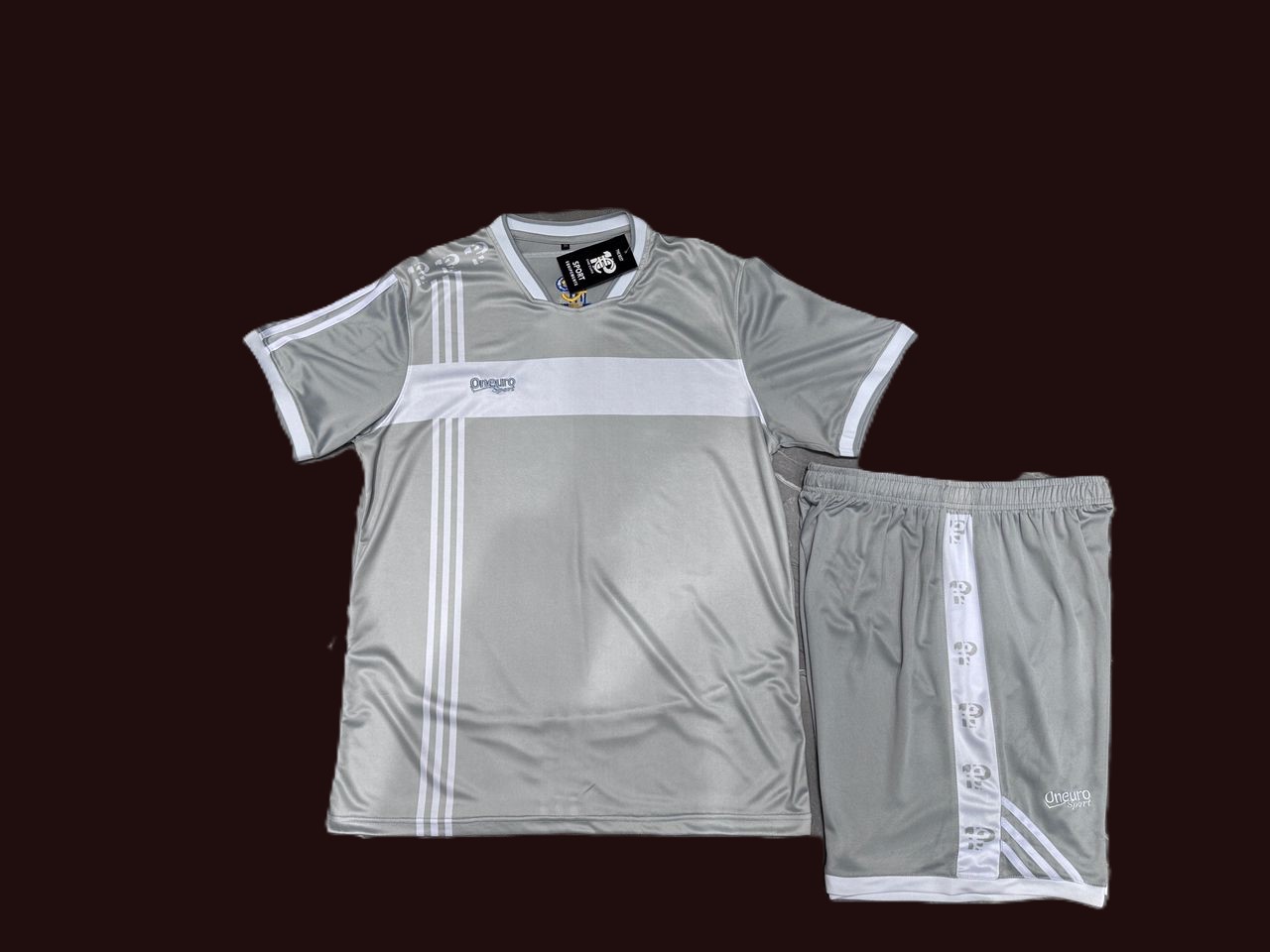 maillot one euro gris clair trois bandes blanches