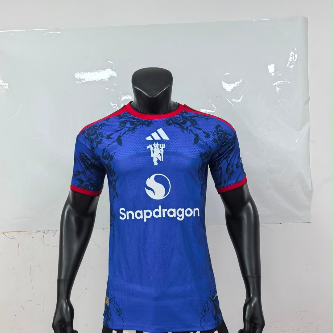 UNITED BLEU 2027